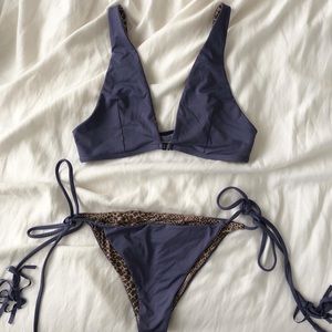 ACACIA SET IN LAVENDER